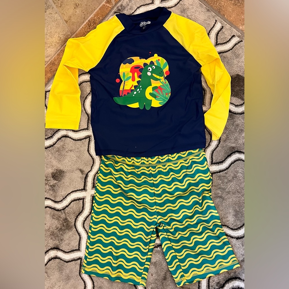 New Sloosh Boys Swimming Trunks and Protection Top 8/9T